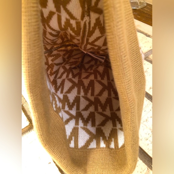 💥PRICE DROP💥 Michael Kors - Hat - Picture 5 of 5